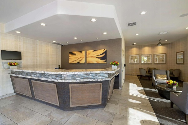 Best Western Plus Carriage Inn Main image